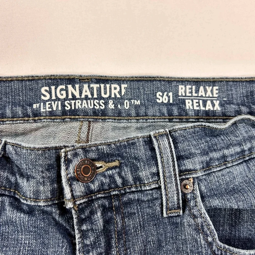 Signature by Levi Strauss signature by